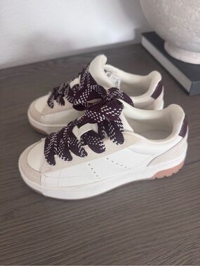 Zara Sneakers with Maroon Accents